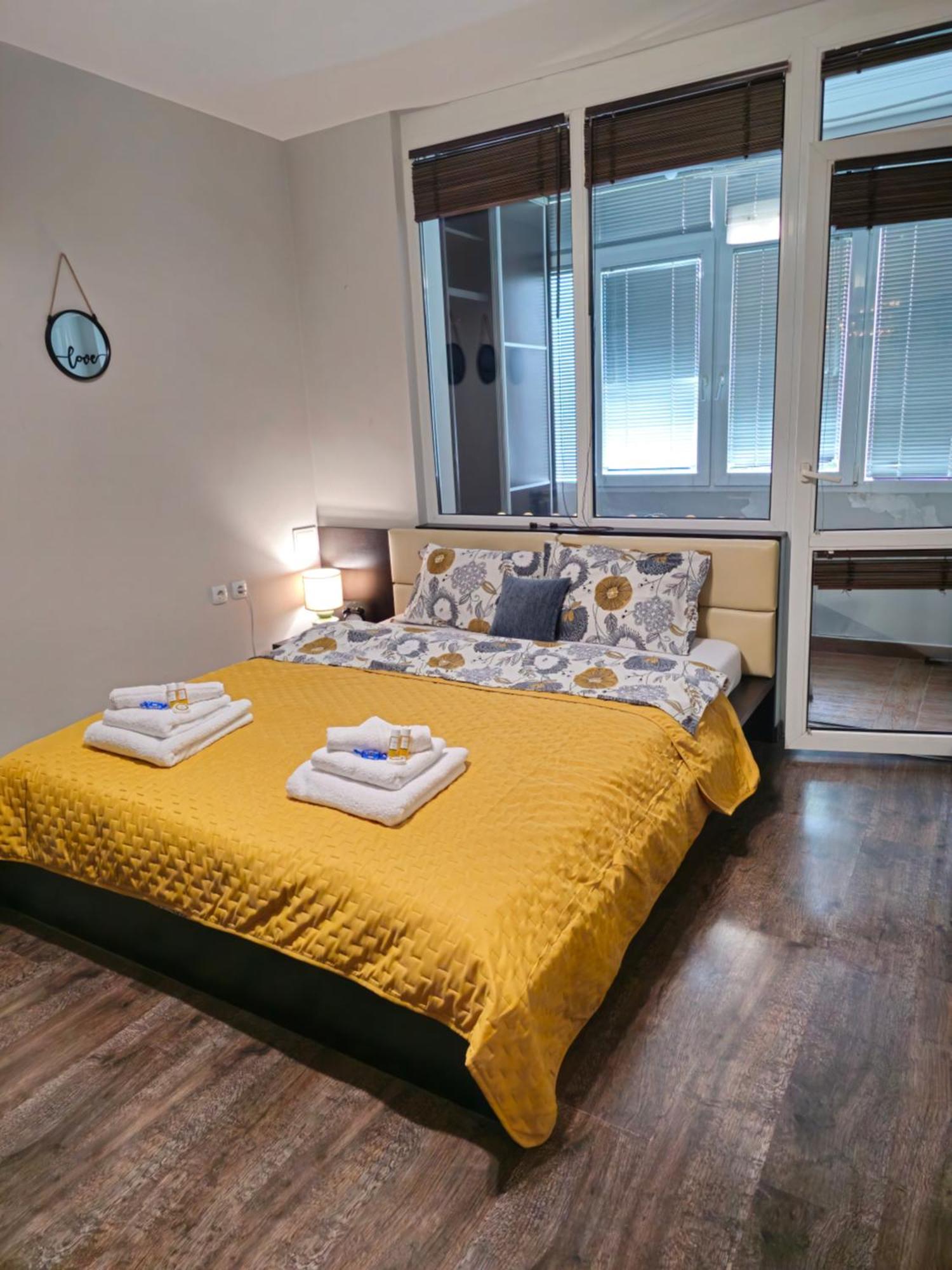 Rea Mladost - Easy Access To Metro, Ideal Location Sofía Exterior foto